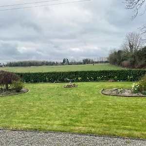 https://charming-home-on-the-outskirts-of-galway-city.galwayhotelsireland.net